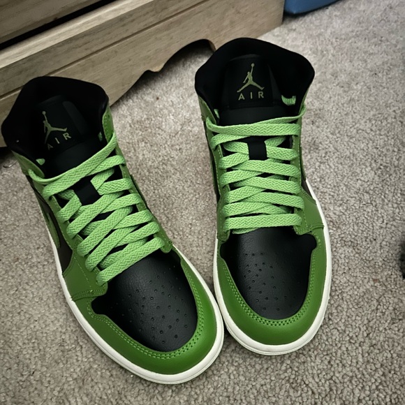 Jordan Green and Black High-Top Sneakers-Women’s - Picture 6 of 6